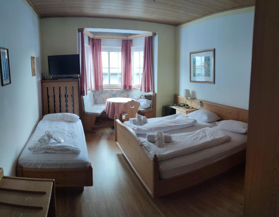 Hotel Sextnerhof Sesto Fiorentino Exterior photo