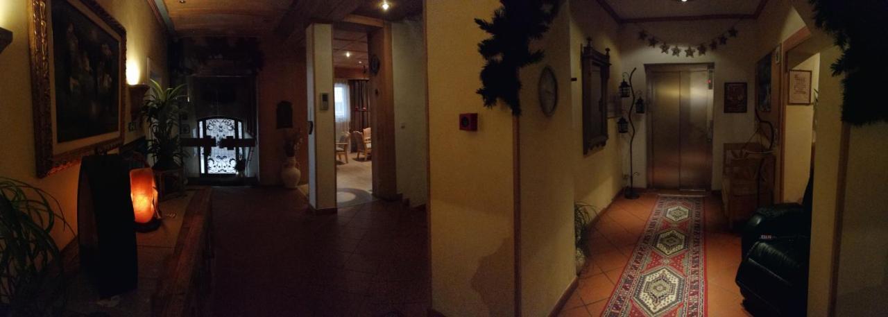 Hotel Sextnerhof Sesto Fiorentino Exterior photo