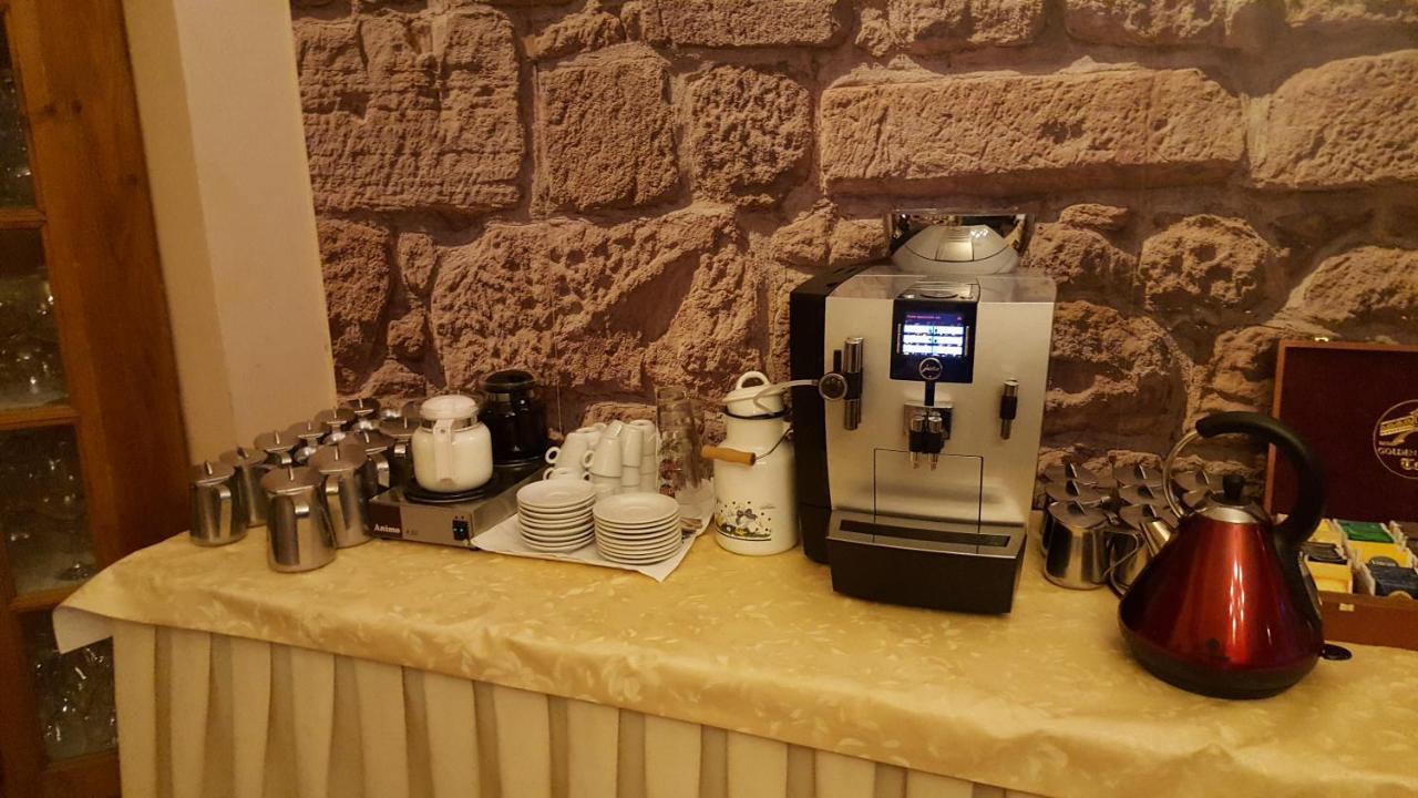 Hotel Sextnerhof Sesto Fiorentino Room photo